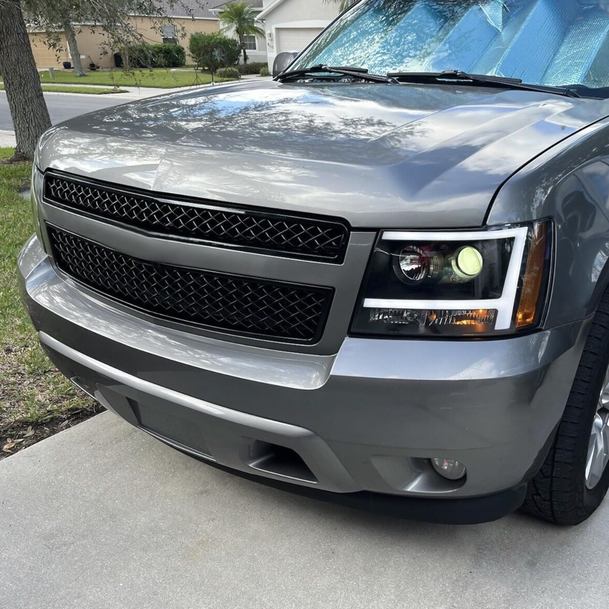 Upper & Lower Mesh Grille Compatible with 2007-2014 Chevy Chevrolet Avalanche Tahoe Suburban 1500 2500 Replacement for GM1200591 GM1200596 GM1200563 GM1200590 GM1200609 - Painted Black