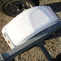 Load image into Gallery viewer, HECASA Single-Axle Trailer Fenders 8&quot;-12&quot; Skirt Wheels Top Step Skirt Boat Molded 300lbs Pair of Two
