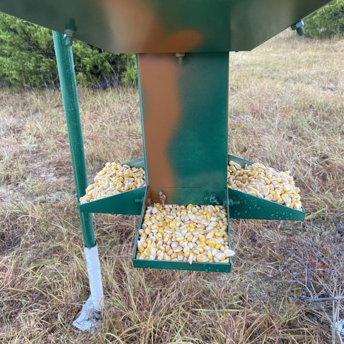 HECASA Steel 450LB Capacity Big Game Gravity Deer Feeder Galvanized Hunting w/o Foot Kit