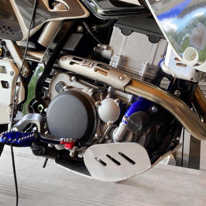 Skid Plate Engine Cover Guard Protector Compatible with 2000-2020 Suzuki DRZ400 DRZ400E DRZ400S, 2003 Kawasaki KLX400 Dual Sport Flatland Racing - Aluminum