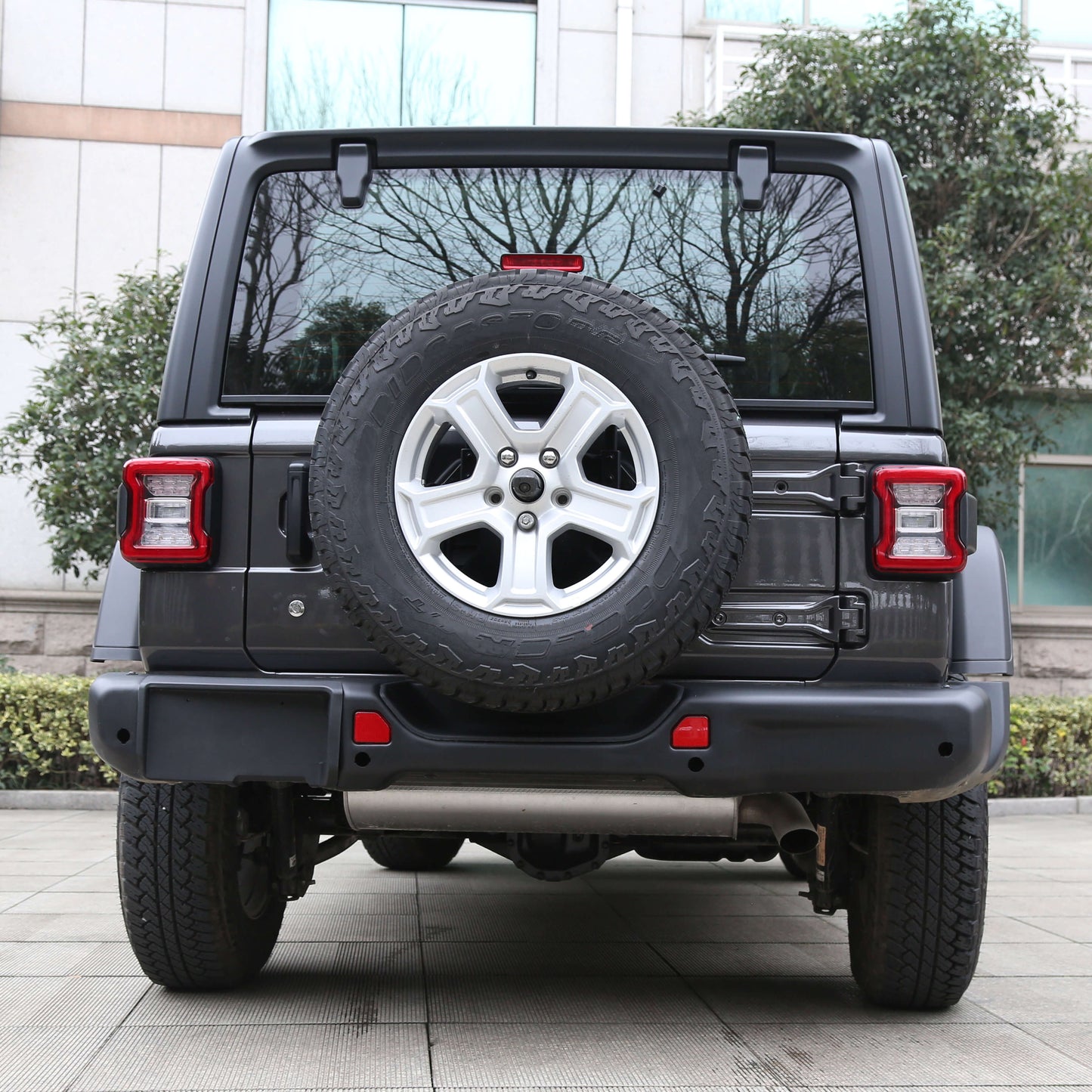Steel Rear Bumper for 2018-2020 Jeep Wrangler JL Rubicon
